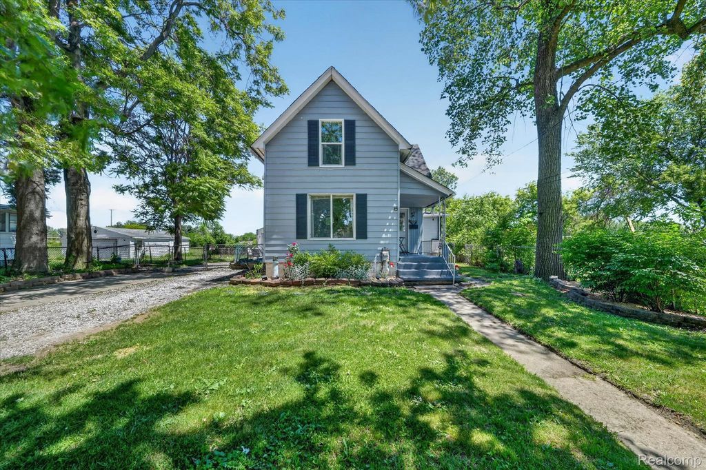 47 Avery Street, Mt. Clemens city