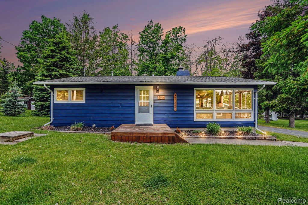 4269 N Owl Road, Alcona township