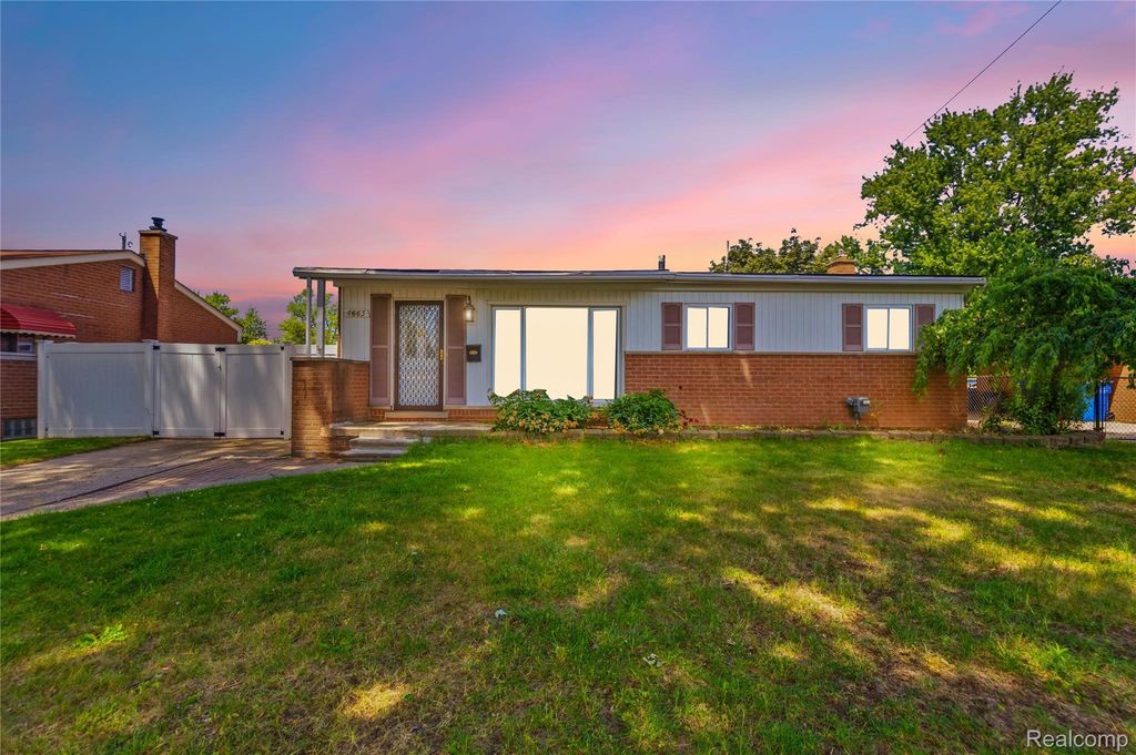 4663 Buchanan Avenue, Warren city