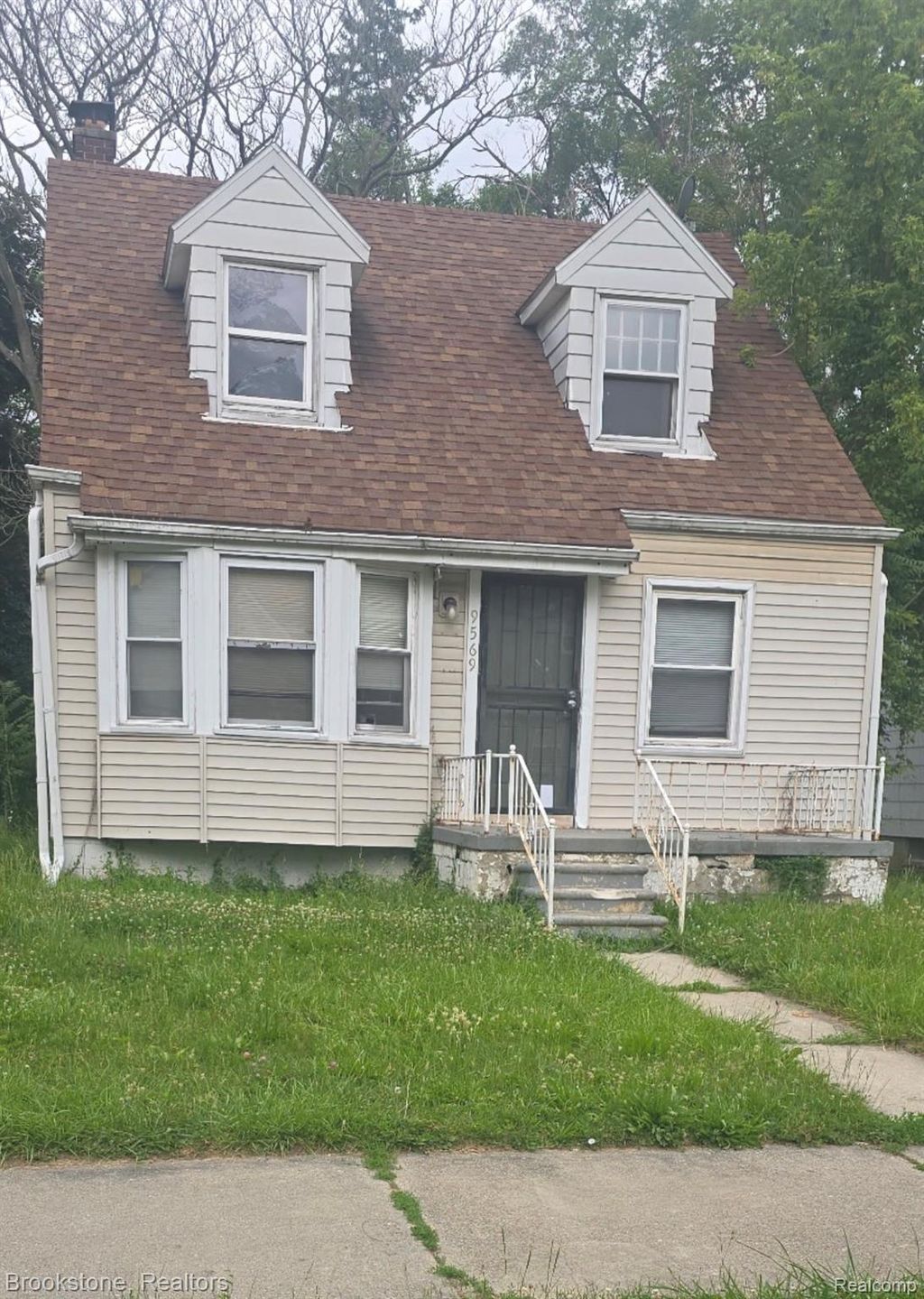 9569 Auburn Street, Detroit