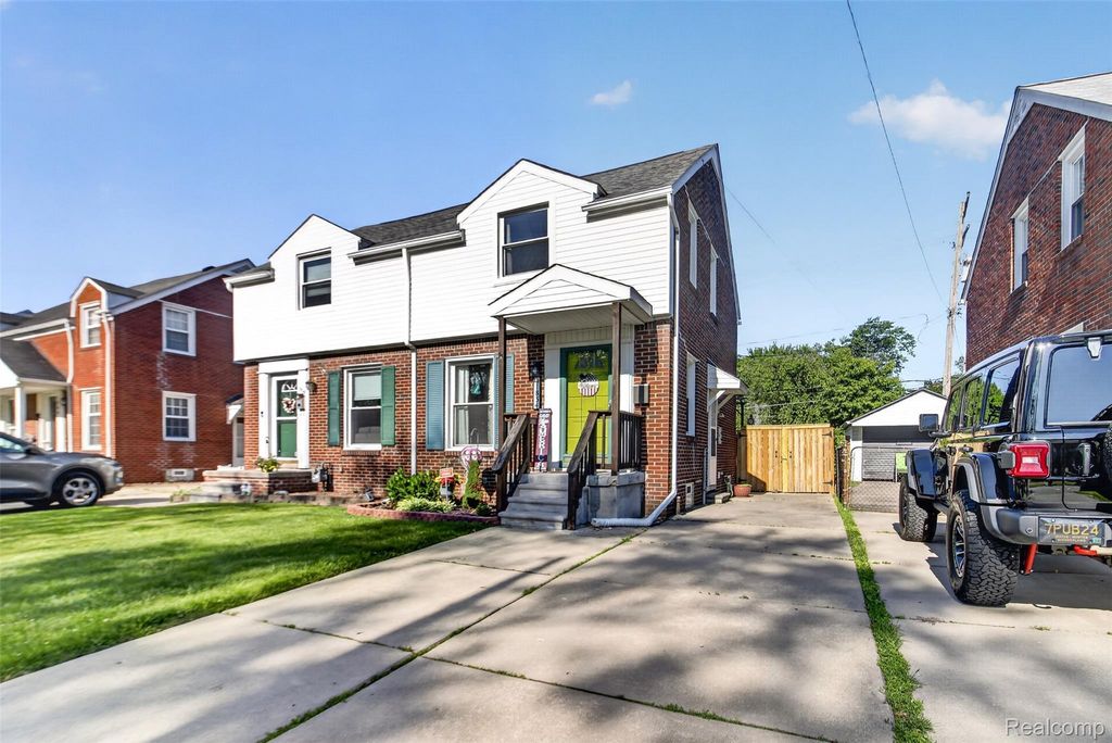 1834 15th, Wyandotte