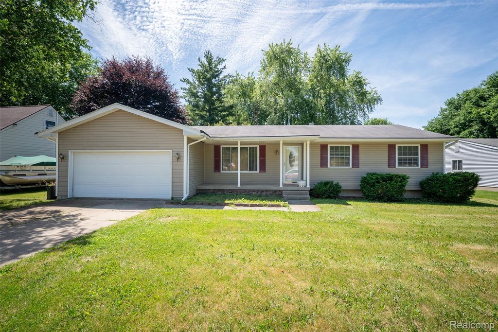 1518 Diane Drive, Flushing city