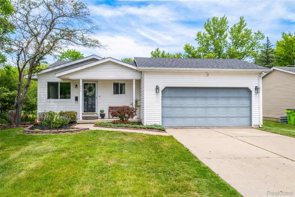 600 W Caroline Street, Fenton city
