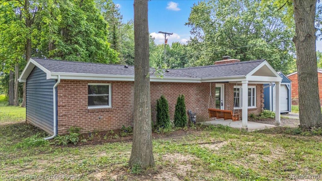 76107 Van Dyke Road, Romeo