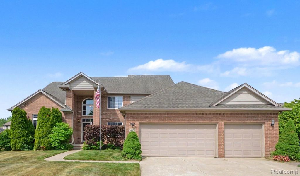 26820 Alderman Court, Harrison charter township