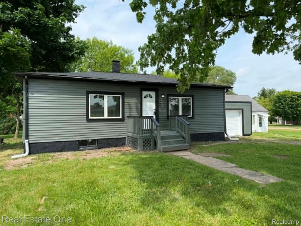 3585 Marcus Street, Deckerville village
