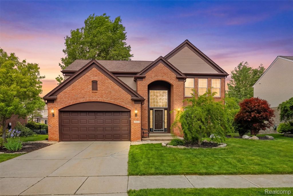 17895 Crystal River Drive, Macomb township