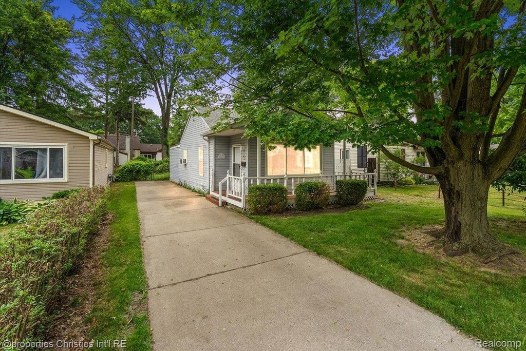 27428 Townley Street, Madison Heights city