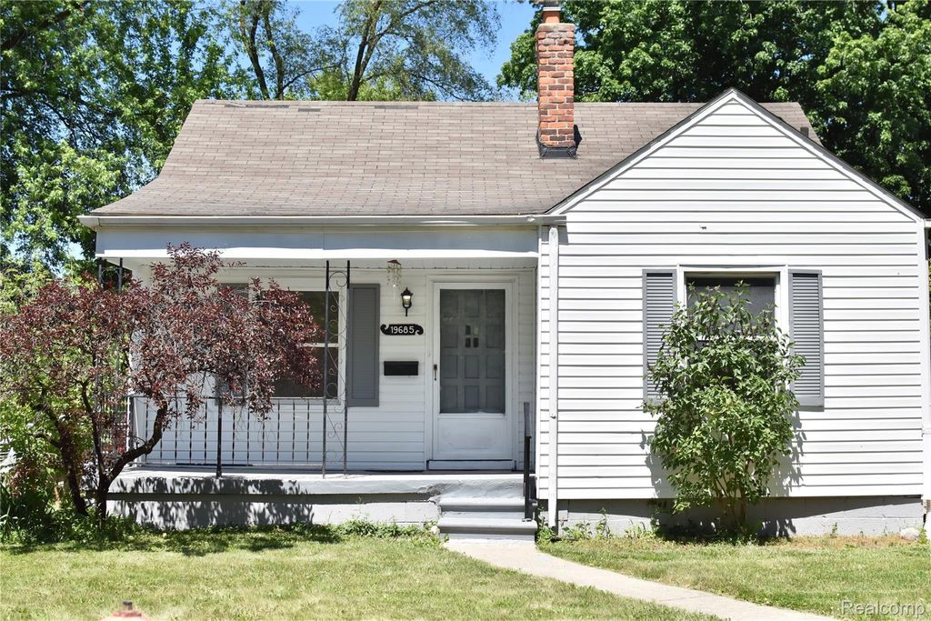 19685 Washtenaw Street, Harper Woods city