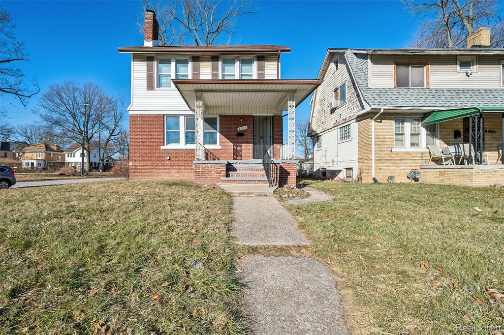 2076 Collingwood Street, Detroit city