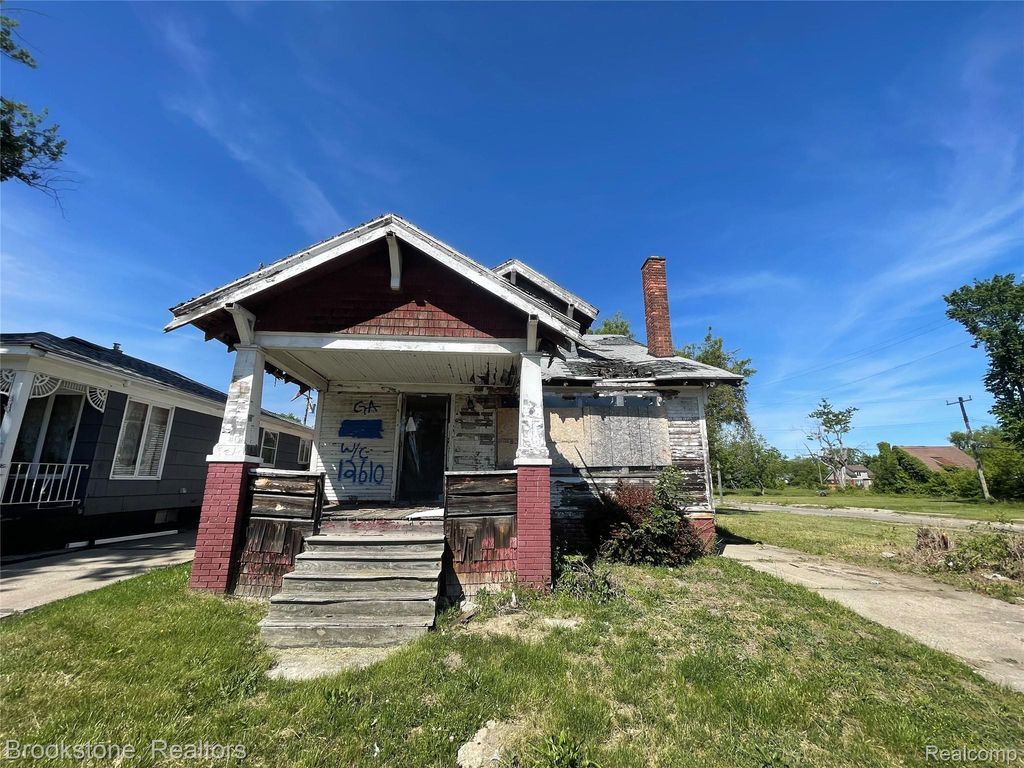 12610 Hamburg Street, Detroit city