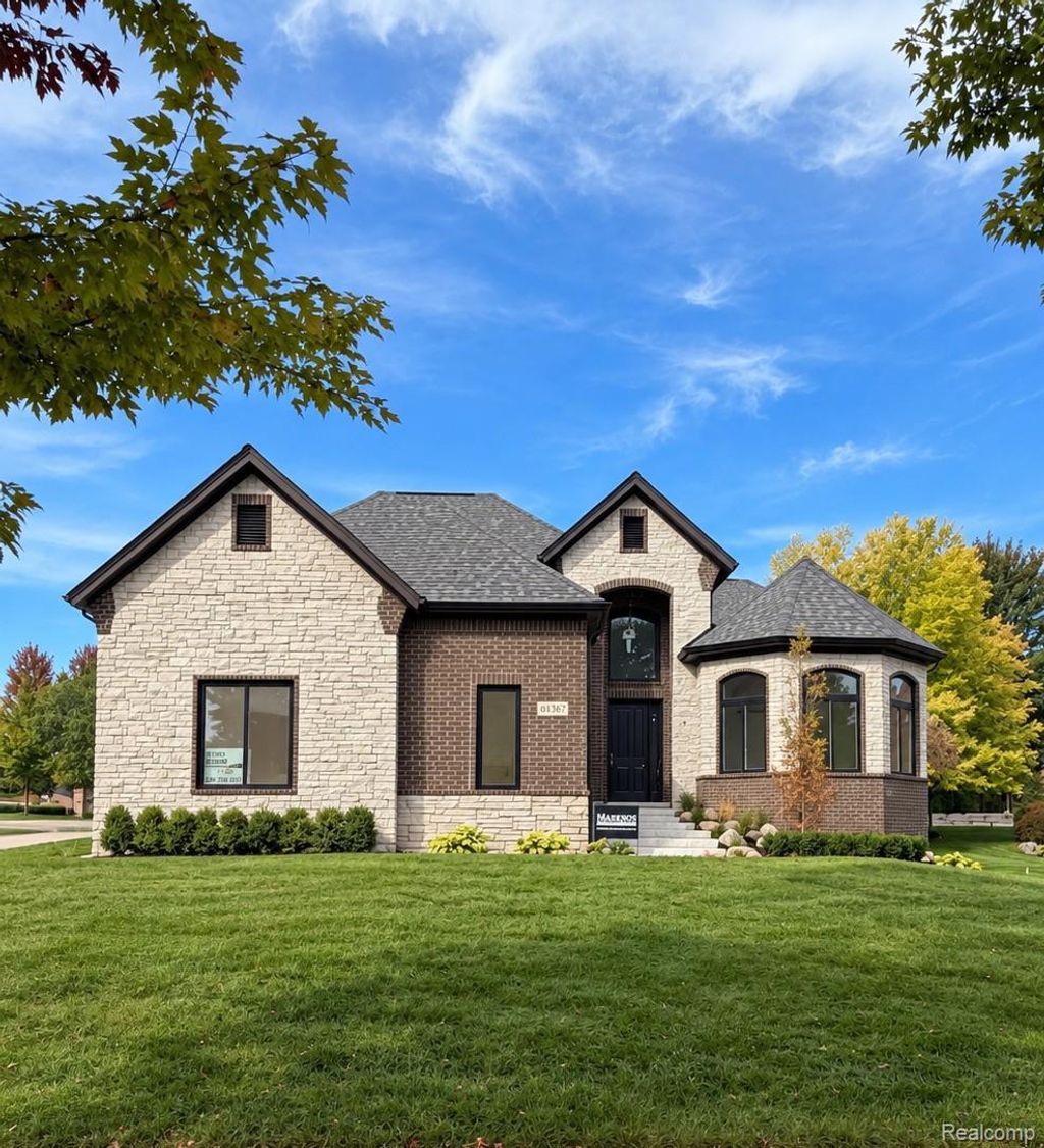 61367 Beacon Hill Drive, Washington township