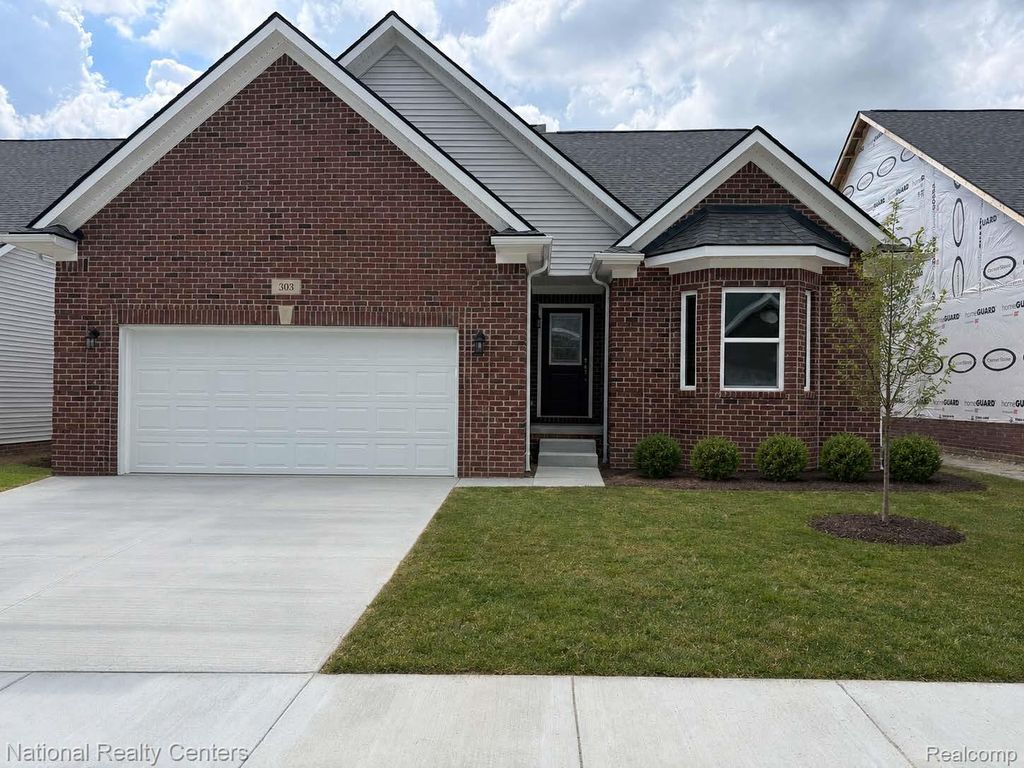374 (immediate Occupancy) Devonshire Drive 30, Lapeer city