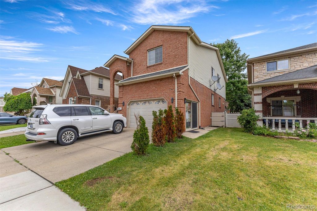 7644 Steadman Street, Dearborn city