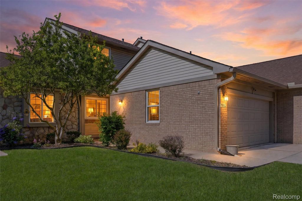 22852 Woodcreek Drive, Taylor