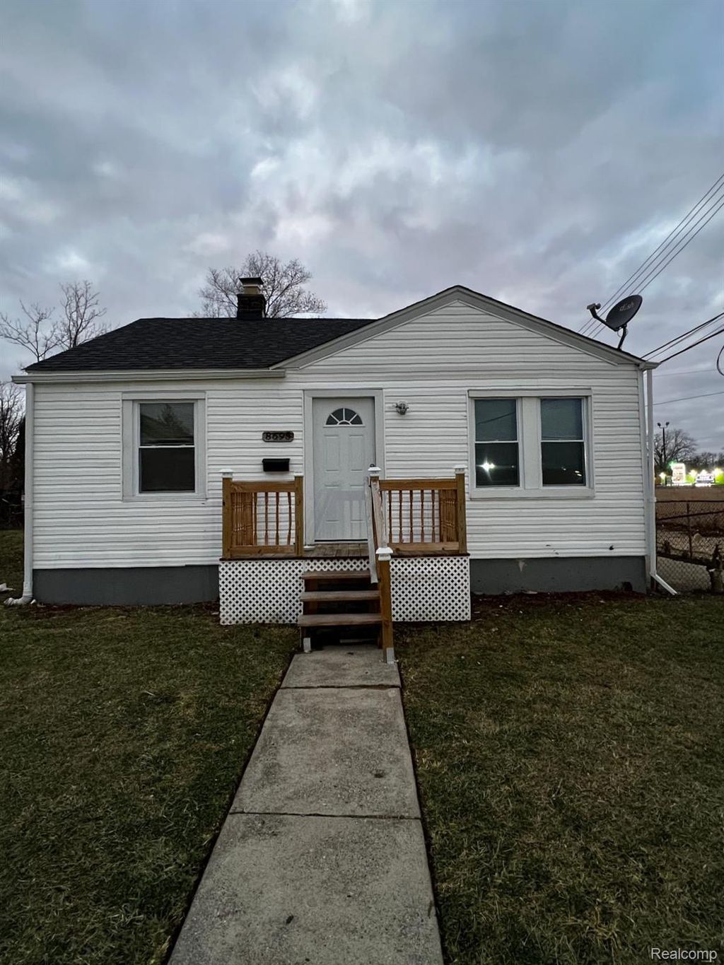 8695 Evergreen Avenue, Detroit city