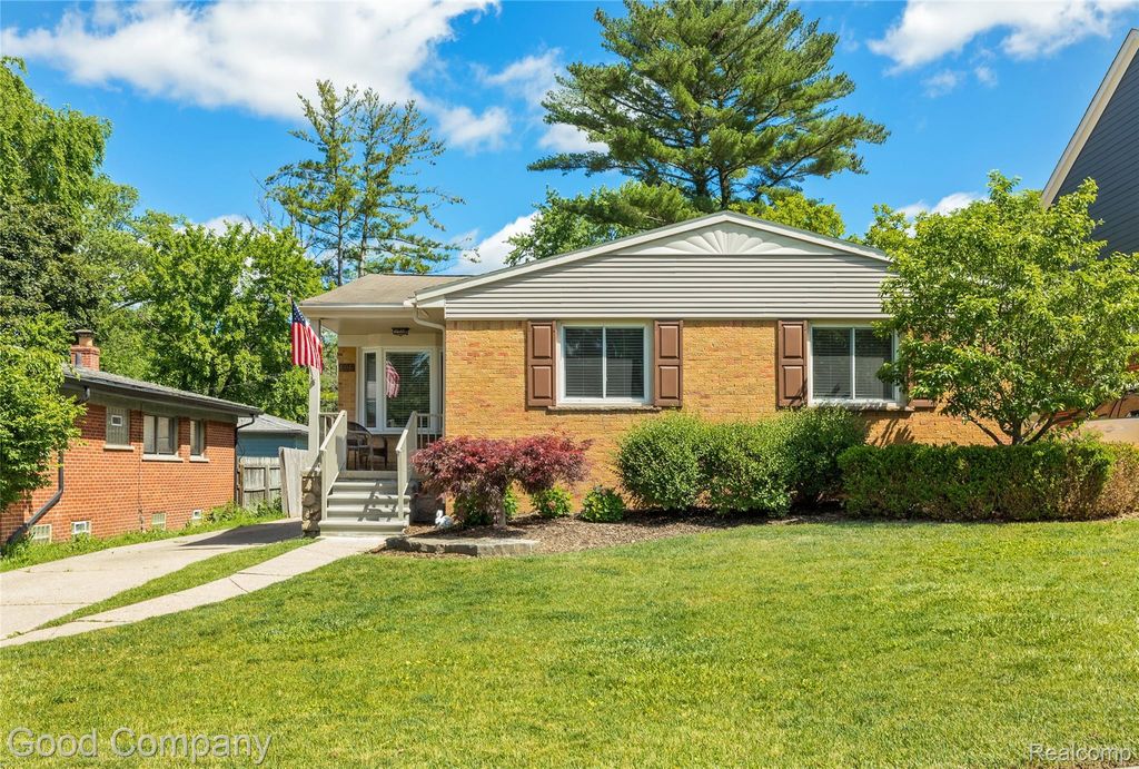 606 Magnolia Avenue, Royal Oak city
