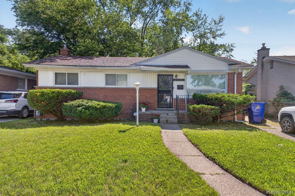 21326 Ithaca Avenue, Royal Oak charter township