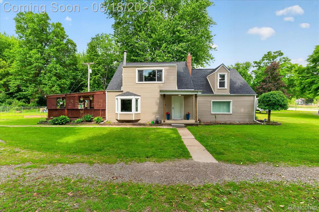 44850 Ecorse Road, Van Buren charter township
