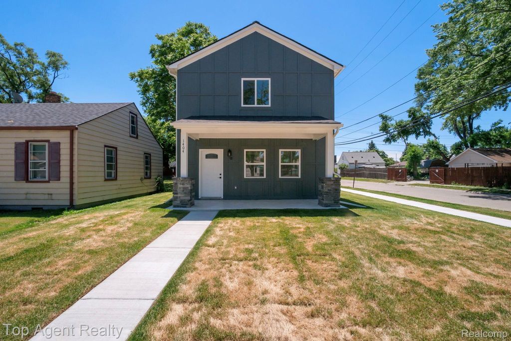 1404 E George Avenue, Hazel Park city