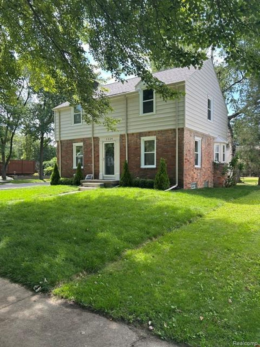 1124 E 5th Street, Royal Oak city