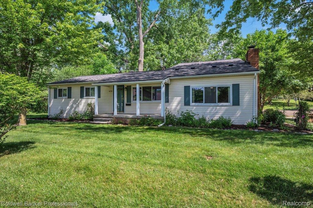 470 Oak Grove Drive, Orion charter township