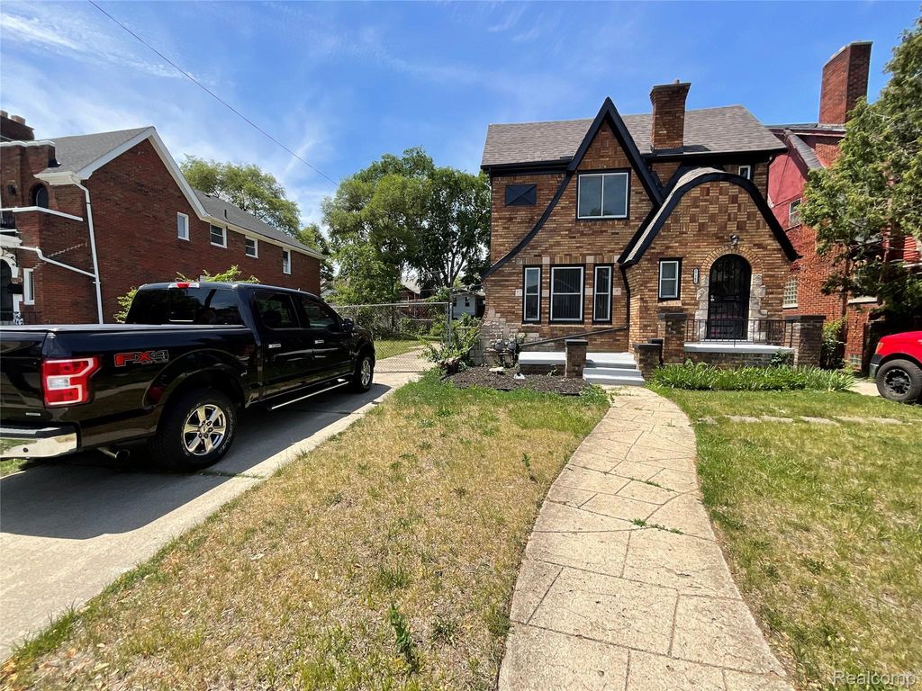 17165 Wisconsin Street, Detroit city
