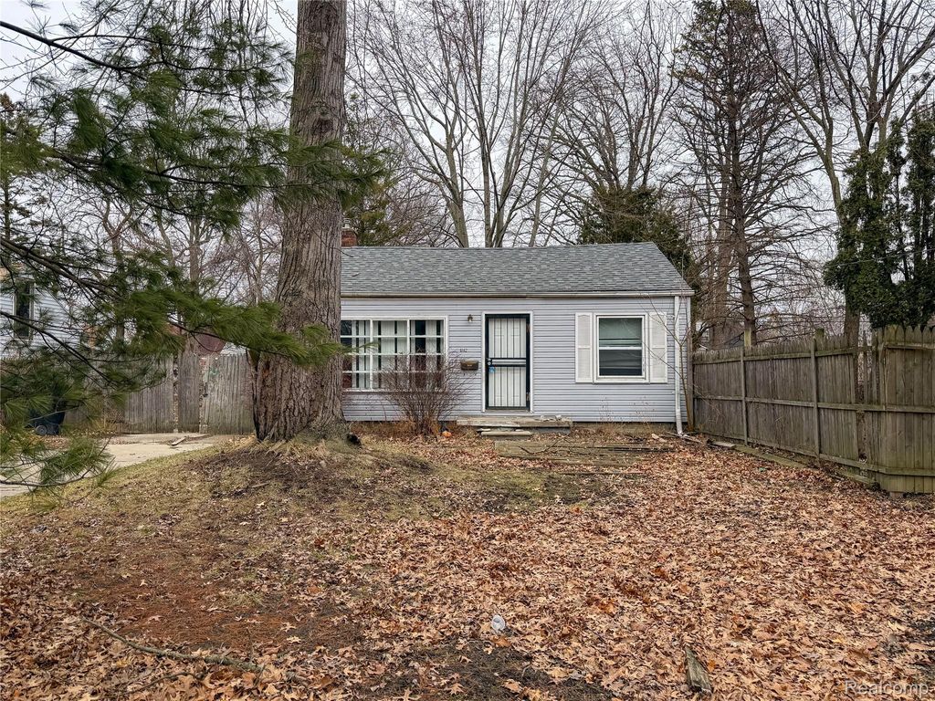 6142 Hereford Street, Detroit city