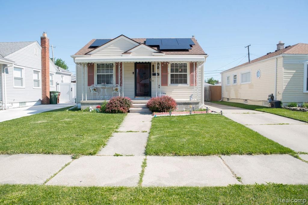 12772 Venness Street, Southgate city