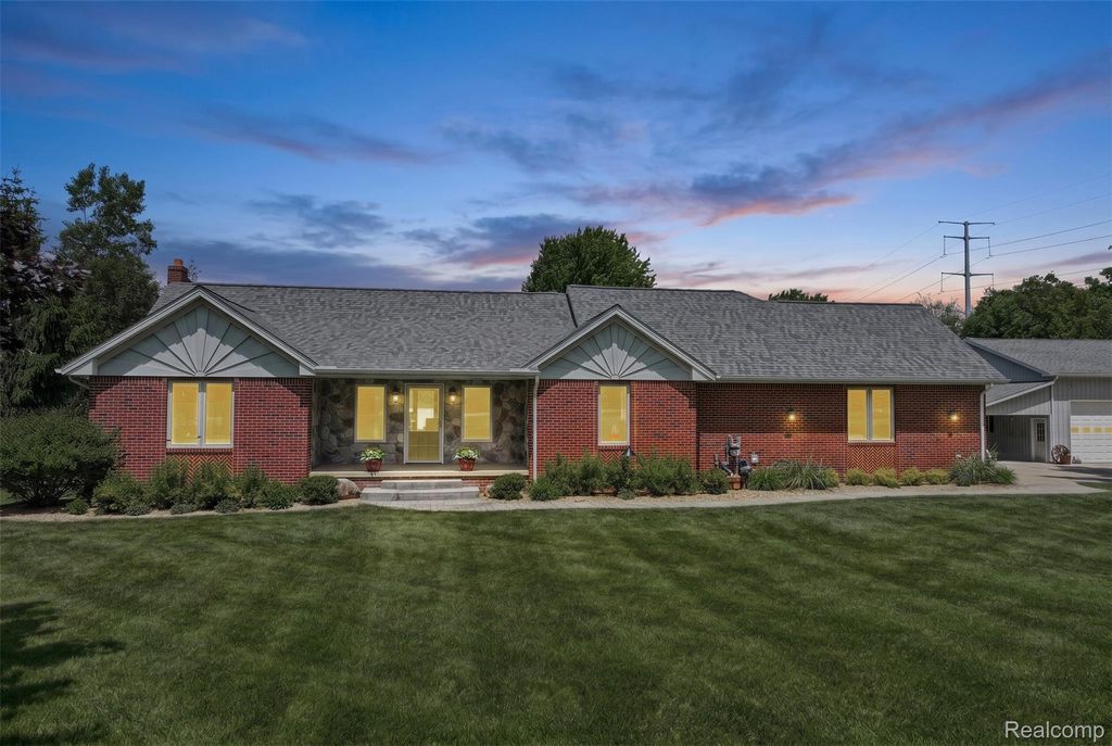 5233 Crawford Road, Dryden township