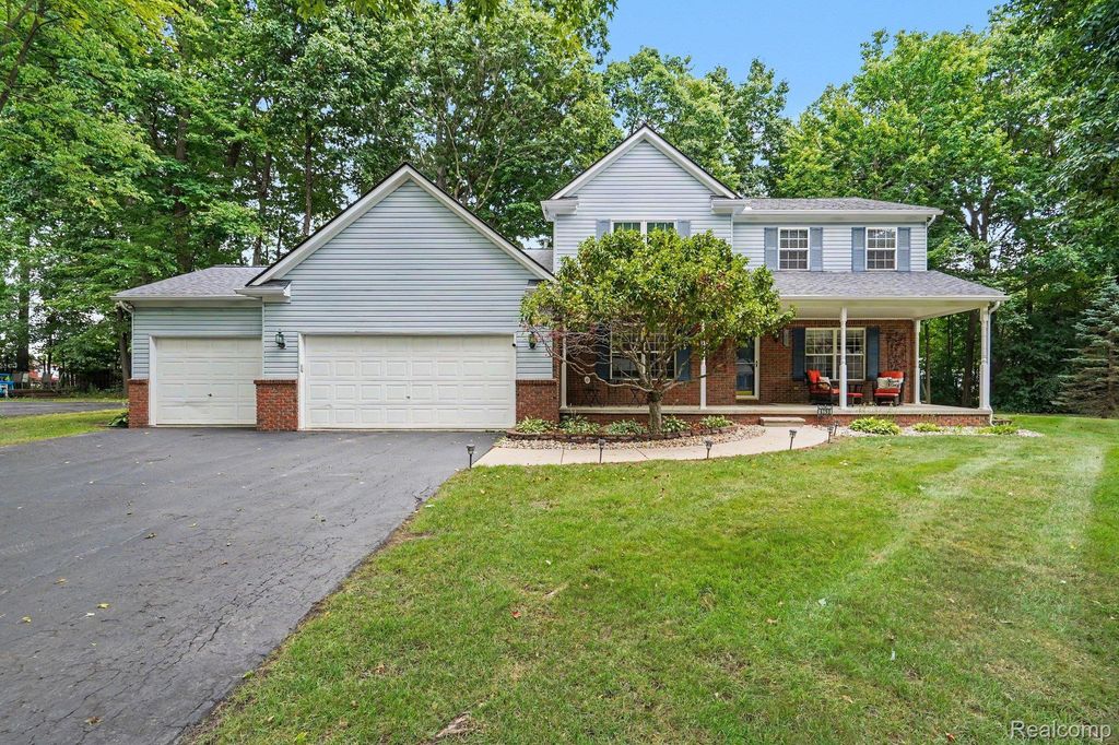 6290 Waldon Woods Drive, Independence charter township