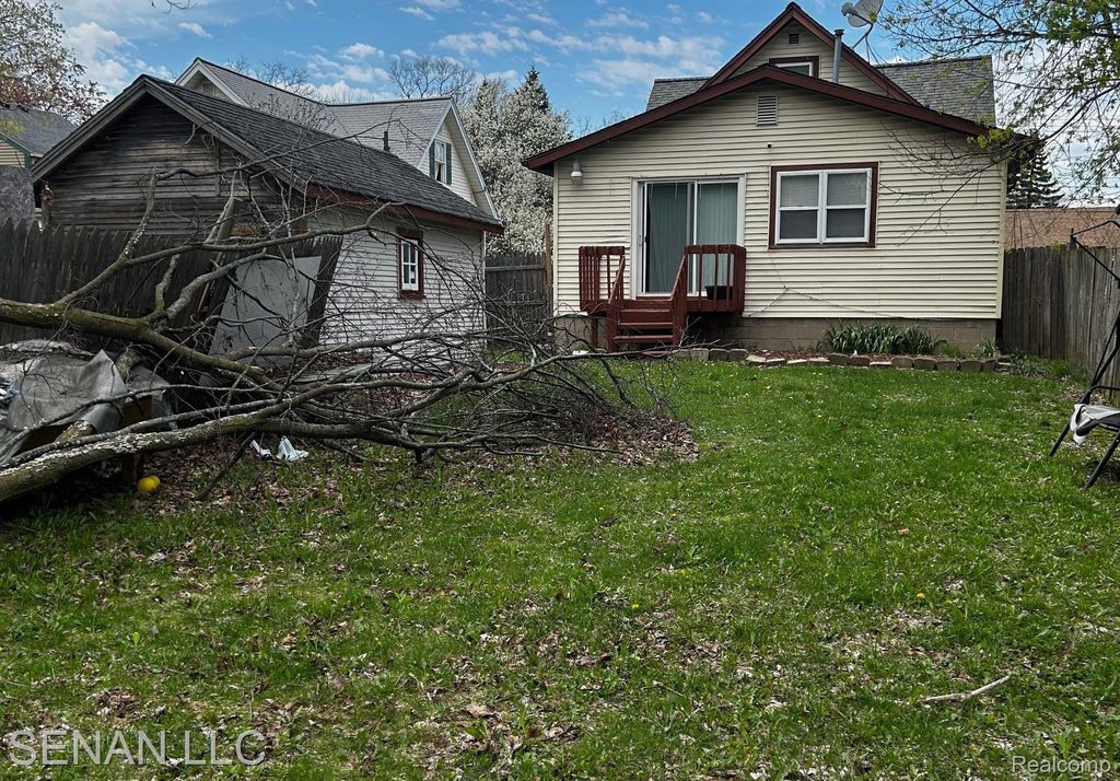 1520 E Oakland Avenue, Lansing city