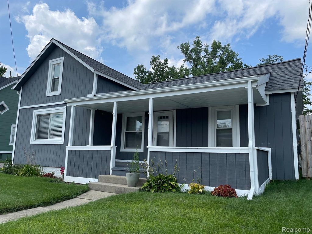 7556 Miller Road, Swartz Creek city