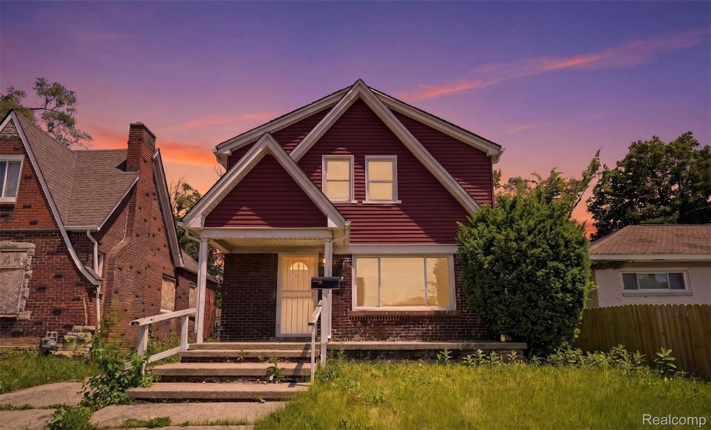 14732 Woodmont Avenue, Detroit city