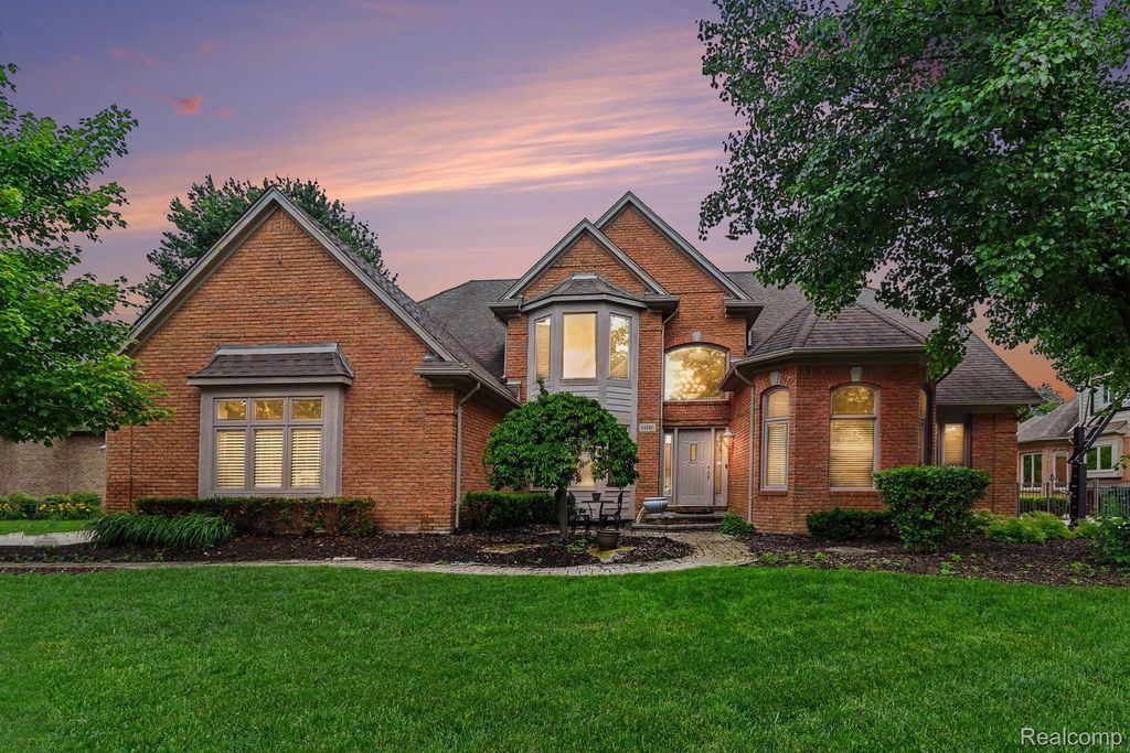 55260 Belmont Drive, Shelby charter township