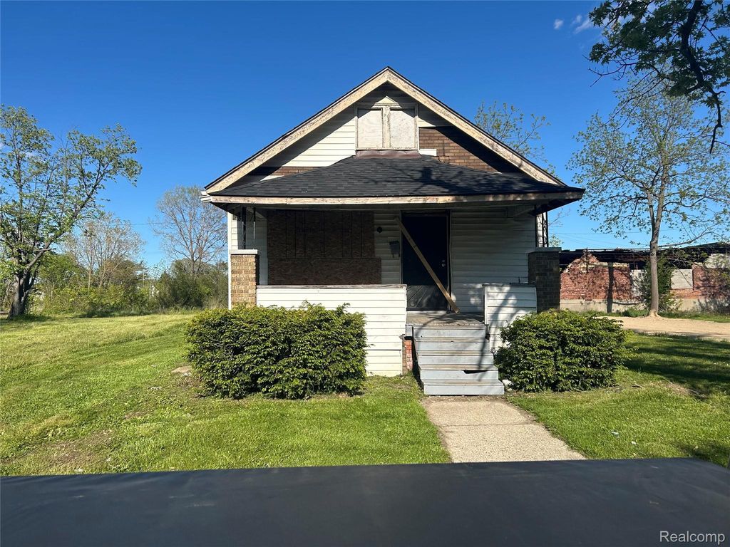 9088 Monica Street, Detroit city