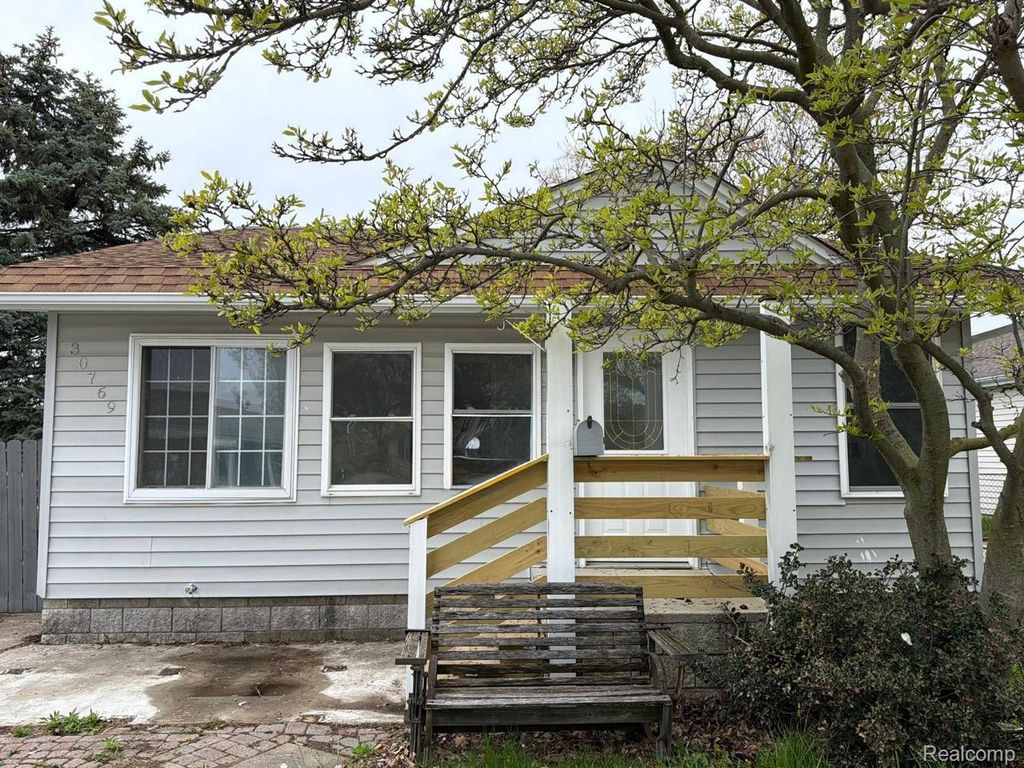 30769 Brush Street, Madison Heights city