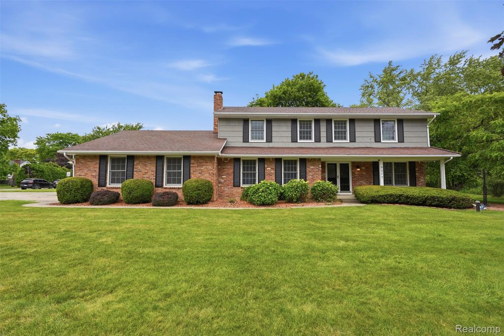 9277 Burning Tree Drive, Grand Blanc charter township