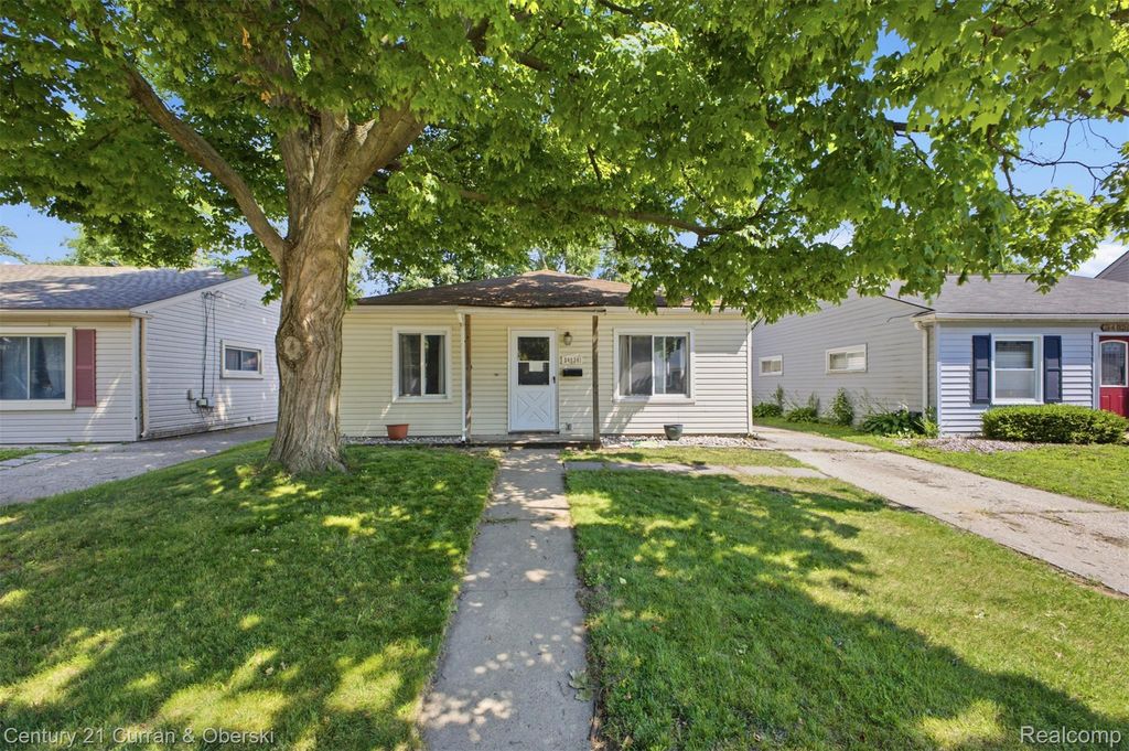 34834 Richard Street, Wayne city