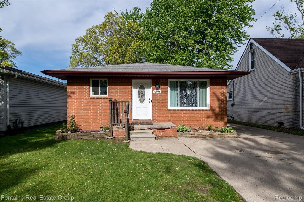 15714 Mcguire Street, Taylor city