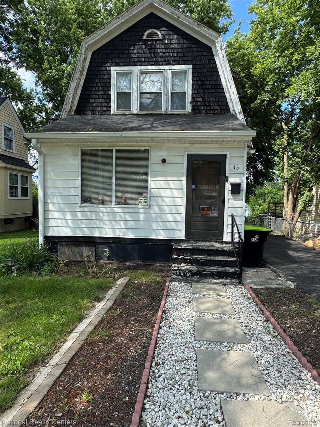 113 Kemp Street, Pontiac city