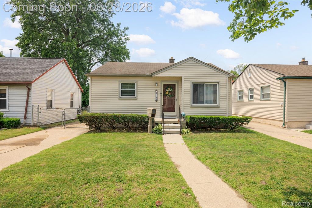 5735 N Silvery Lane, Dearborn Heights city