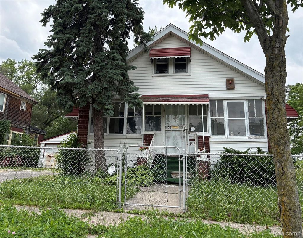9935 Broadstreet Avenue, Detroit city