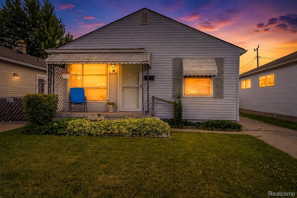 2539 Margaret Street, Melvindale city