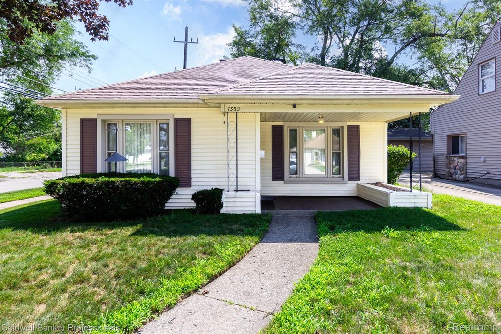 7332 N Vernon Street, Dearborn Heights city