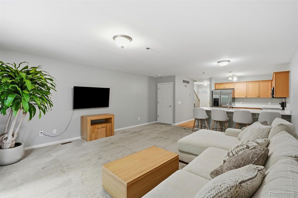 3293 Baldwin Woods Drive, Lake Orion