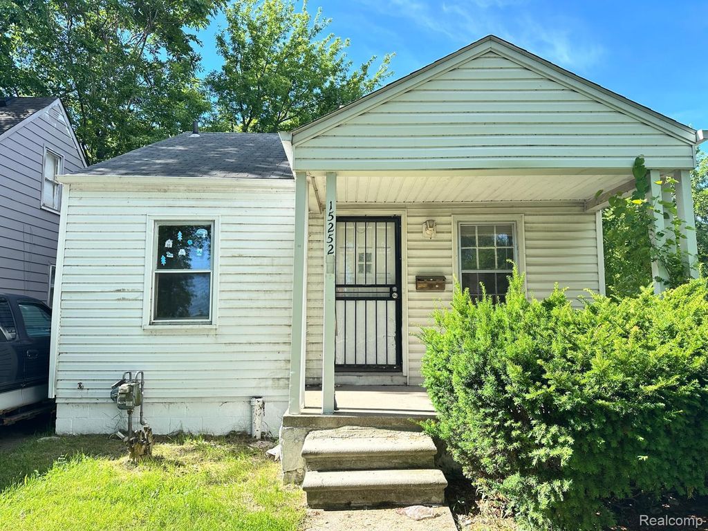 15252 Rossini Drive, Detroit city