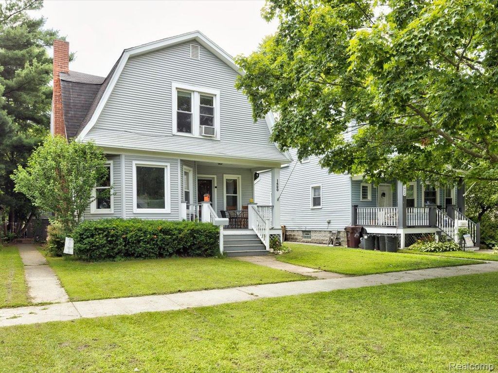 1420 Washington Avenue, Port Huron city