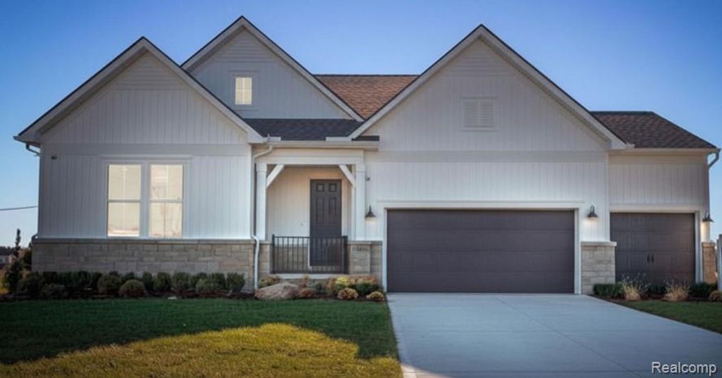 50720 Bellaire Drive, Macomb township