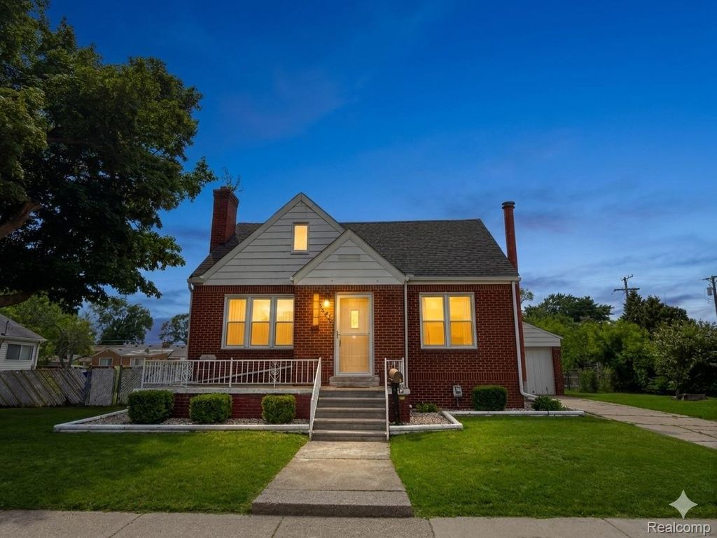 22815 Le Fever Avenue, Warren city